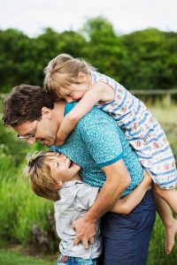 kids with their dad
